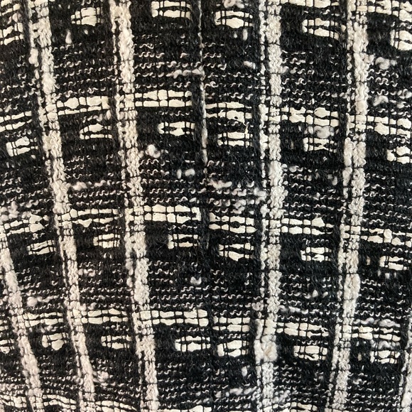 Cynthia Rose Tweed Jacket w/ Beaded detailing - Picture 7 of 9